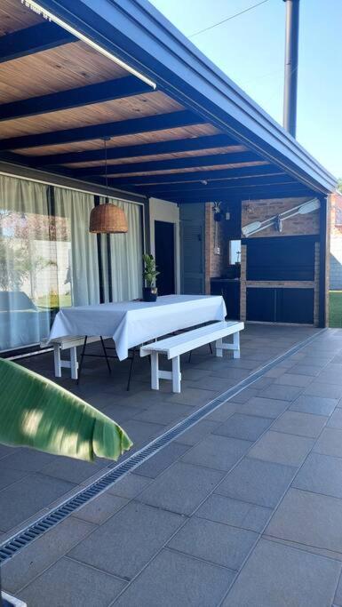 Aerohouse Apartman Posadas Kültér fotó